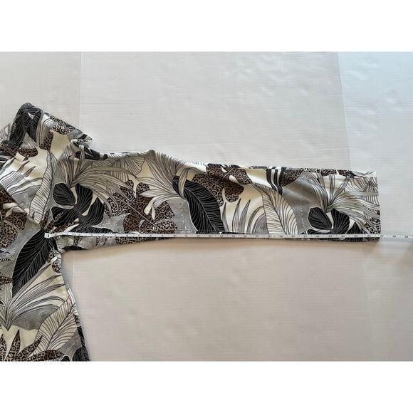 Chico's So Slimming Girlfriend Slim Leg Ankle Jean Tropical Animal/Leopard, 4 - Picture 14 of 15